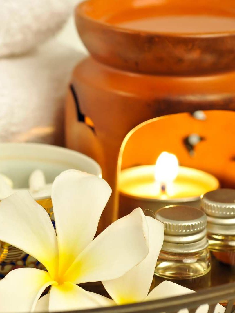 Home Page Yoganic Thai Spa & Massage Yoga Aroma